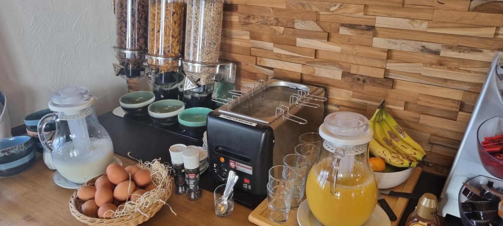 Hotel Westendia And Free Parking Top Breakfast 웨스트엔드 외부 사진